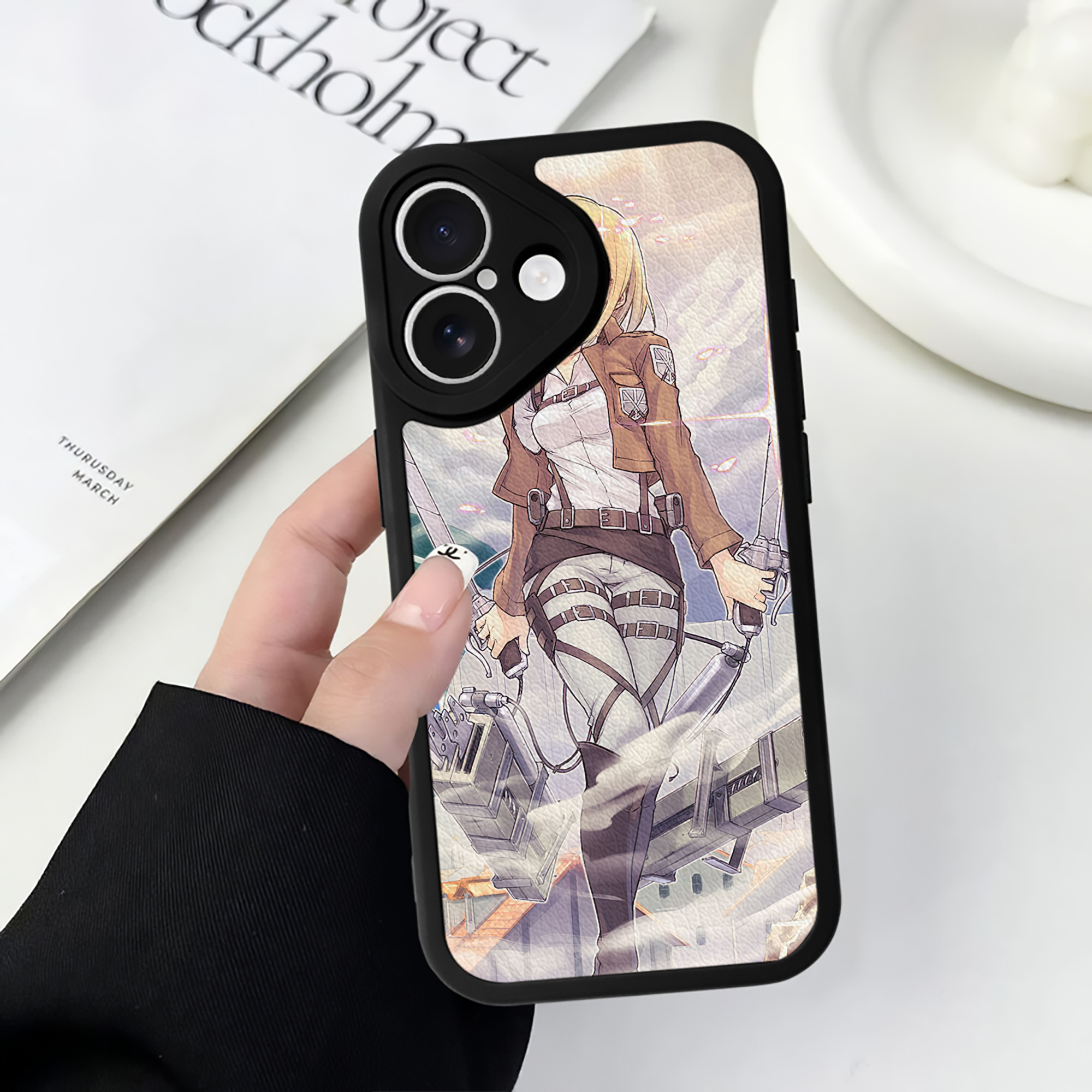 （画像用） 進撃の巨人 Attack on Titan 【iPhone 16シリーズ対応】シリコンスマホケース（レザー調） 材質：シリコン